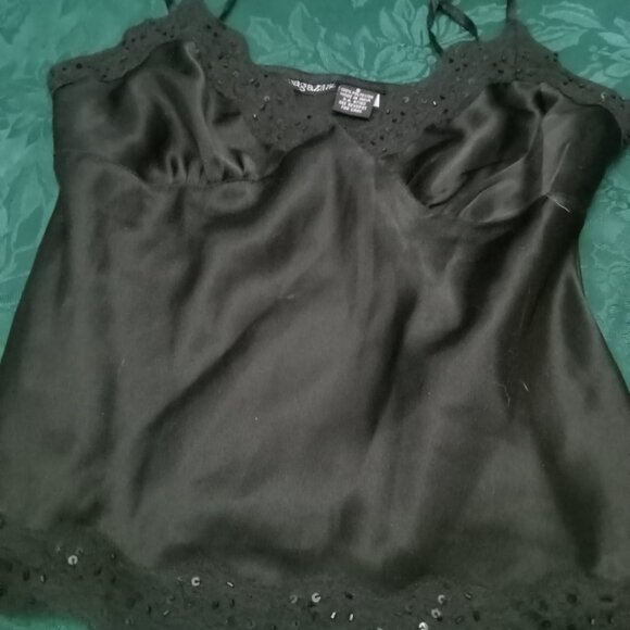 Ladies Magazine brand black camisole with bead accents size small - Picture 2 of 3